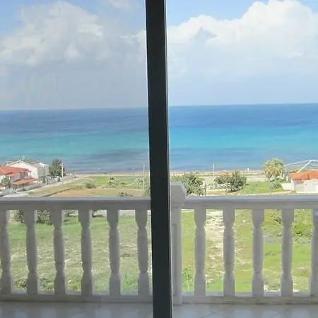 Ardic Deniz Karaburun (Izmir)